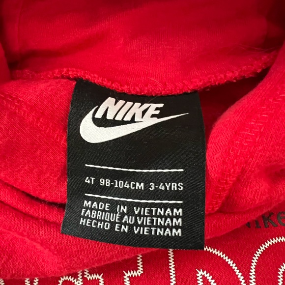 Red Nike Hooded Sweatshirt size 4T. - Picture 3 of 3
